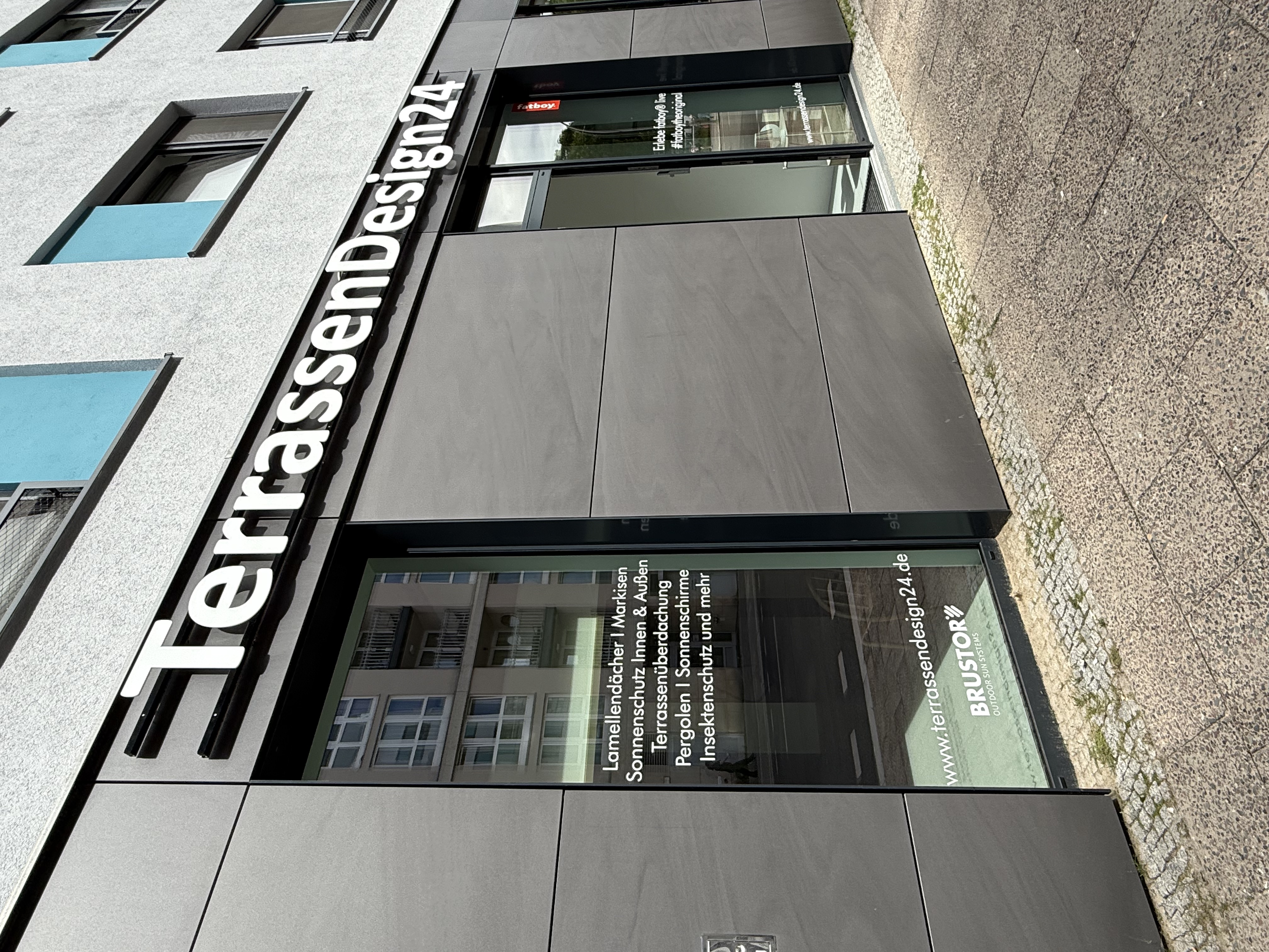 Bild 1 TerrassenDesign24 - Outdoor Living Store Berlin in Berlin