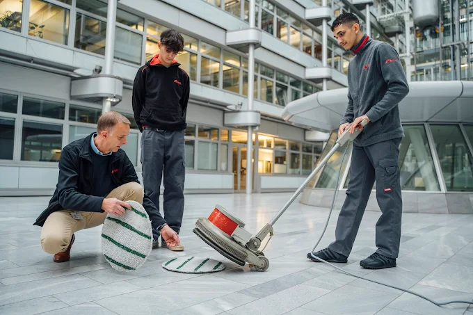 Bild 2 Gebaeudereinigung GRG Services Duesseldorf in Düsseldorf
