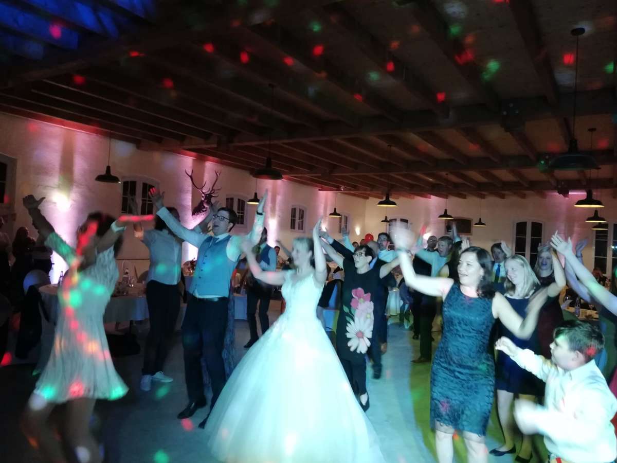 Bild 4 Roland Duffner "DJ Duffy" Hochzeiten & Events in Schwabach