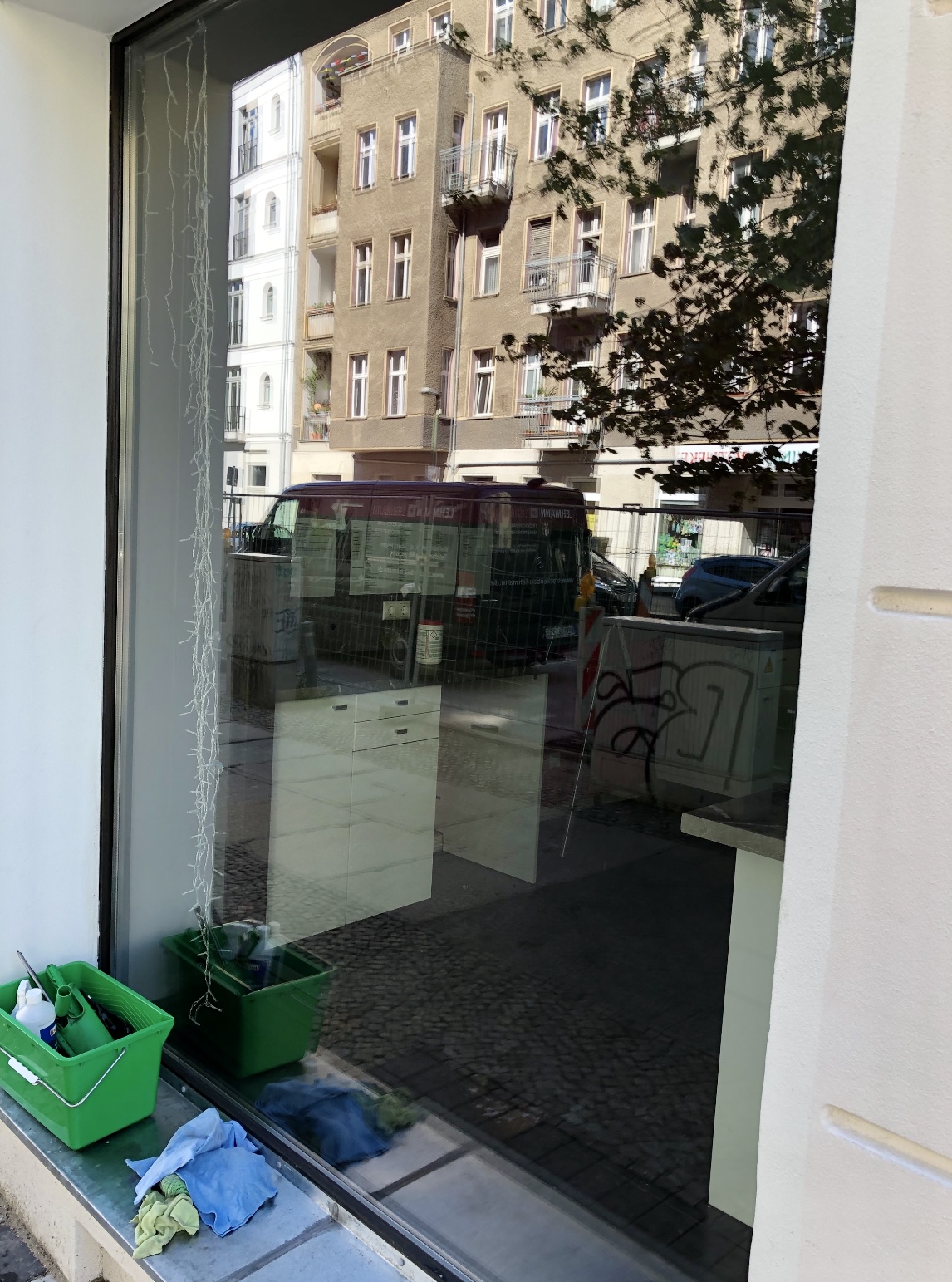 Bild 3 Weinreich-Haus-Service in Berlin