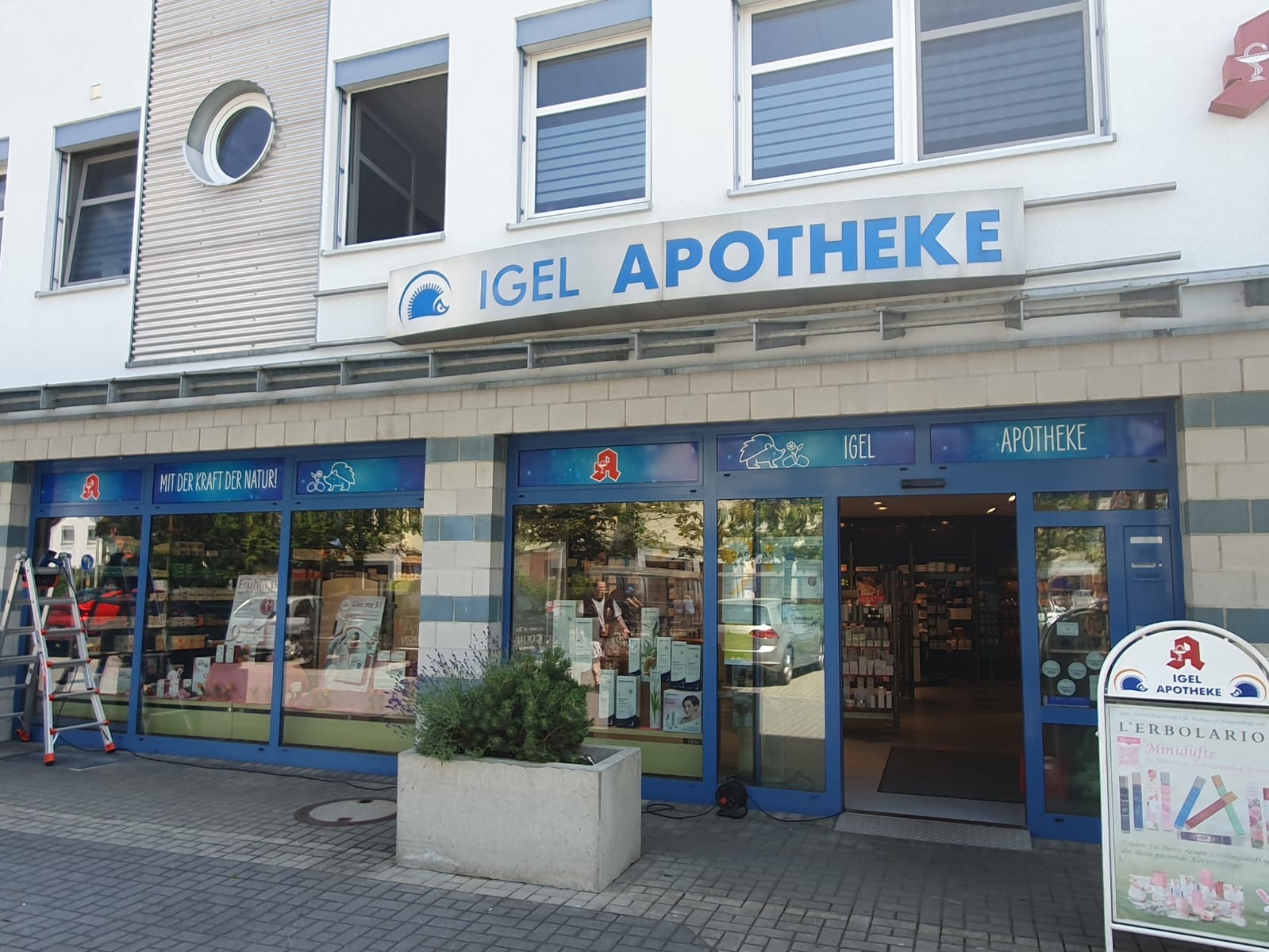 Bild 1 Igel Apotheke Erlangen in Erlangen