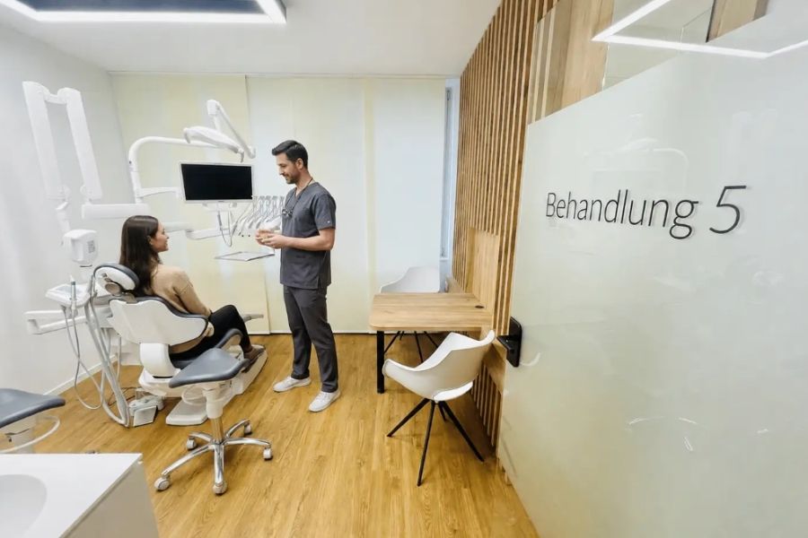 Bild 1 Dental21 Wehrhahn in Düsseldorf